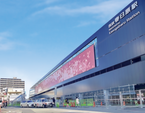 春日原駅舎の写真