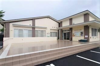 大規模改修を終えた惣利地区公民館の写真