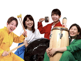 写真：守田 智紀子、吉田 実奈子、上村 梨世、隈井 優歌