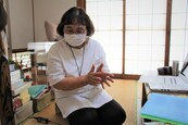 写真:NPO法人小さな家「処々」の理事長