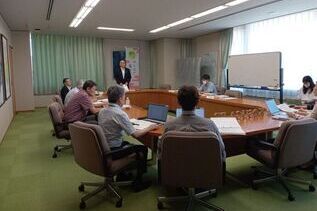 写真:記者会見の様子