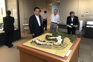 写真:企画展観覧の様子