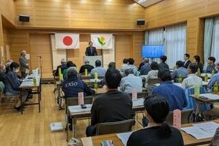 写真：役員研修会での市長あいさつの様子