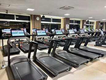 写真：ランニングマシンの写真