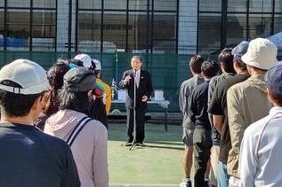 写真:市長あいさつの様子