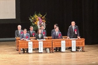 写真:市長あいさつの様子