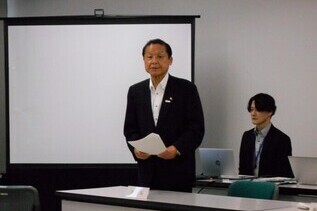 写真：市長あいさつの様子