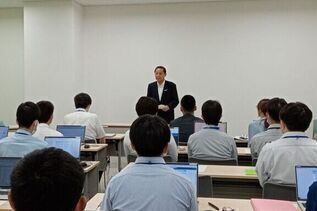写真：市長あいさつの様子