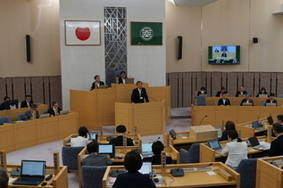 写真:議会一般質問の様子