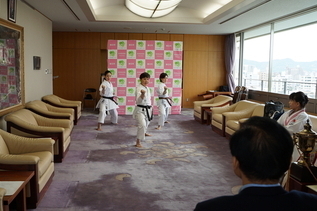 写真:演武披露の様子