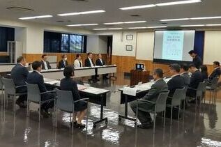 写真：報告会会場の様子