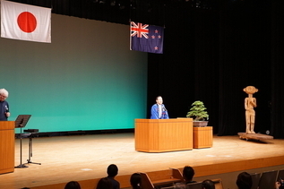 写真:市長あいさつの様子