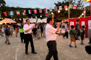 写真:地区祭りの様子