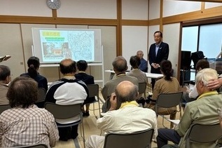 写真:市長あいさつの様子