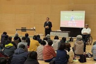 写真：研修会での市長あいさつの様子