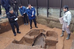 写真:現地視察の様子