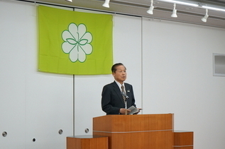 写真：市長あいさつの様子