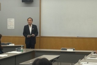 写真:市長あいさつの様子