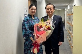 写真:記念撮影の様子