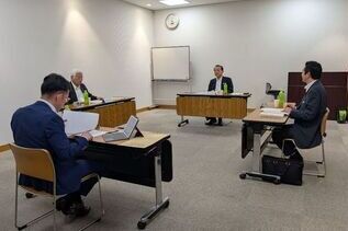 写真：会議の様子