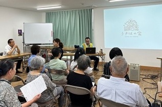 写真:講演会会場