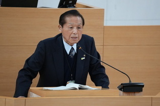 写真：市長答弁の様子